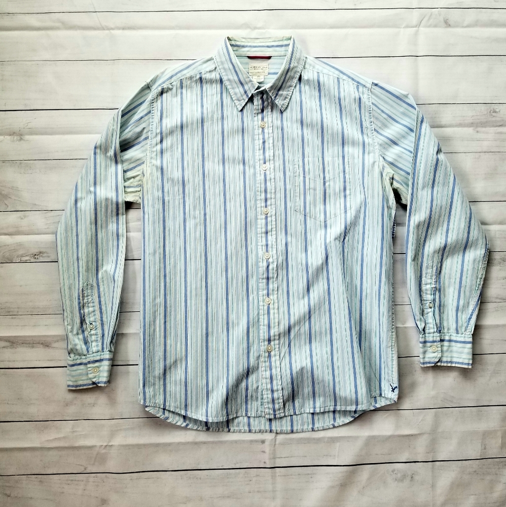 American Eagle Medium blue orange white buttondown